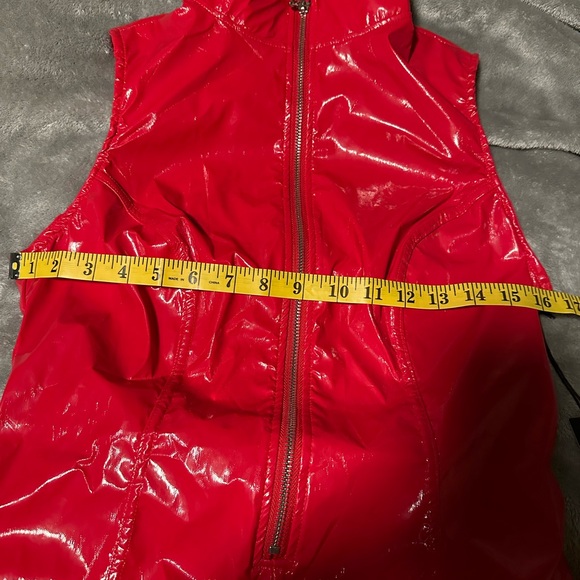 Forever 21 X Fredricks of Hollywood NWT red vinyl bodysuit Large - Picture 5 of 9